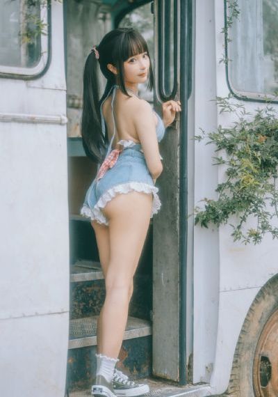 欧美小泬xxxbbb视频_全集高清百度云未删减2020